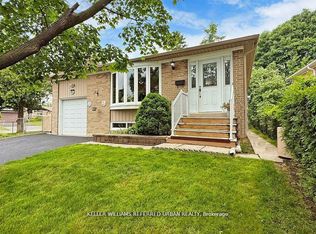 11 Midcroft Dr, Toronto, ON M1S 1W9