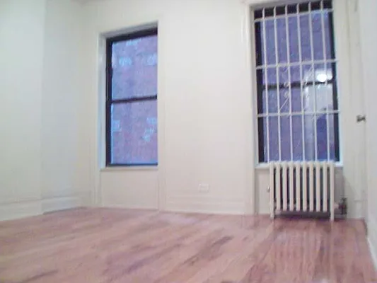 Rented by DSA Realty Midtown West | media 22