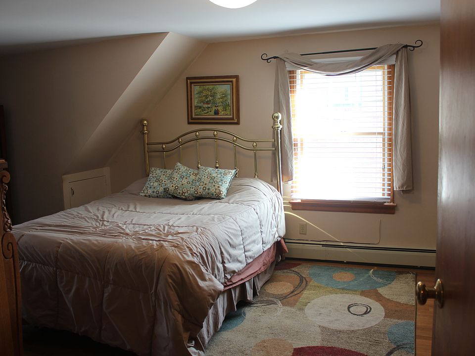 1st image of 123 E Washington Ave