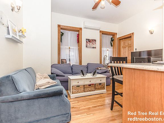 2nd image of 97 Myrtle St