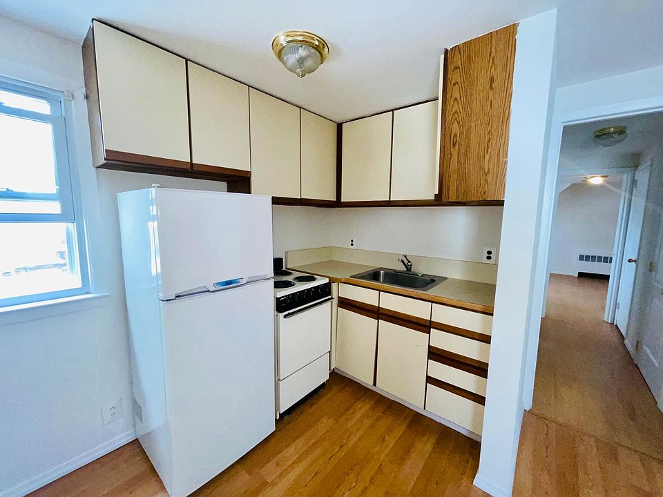 1st image of 1862 Gormley Ave #2