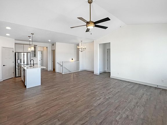 5th image of 671 Hillspire Dr
