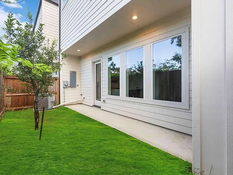 6108 De Campo St — Photo 6