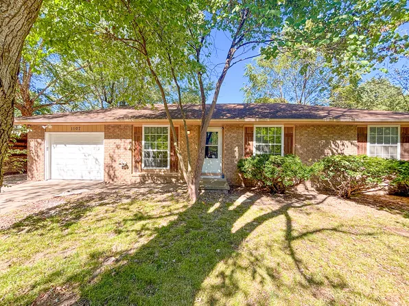 1107 E Harrison Street, Republic, MO 65738