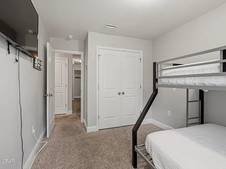 1883 Pointe Dr — Photo 18
