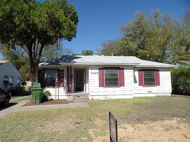 1st image of 1445 Nash St