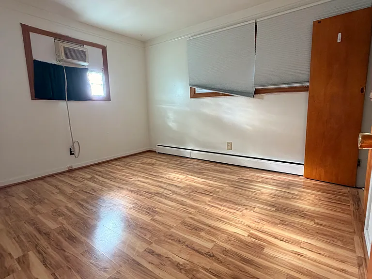 3340 Morrissey Ave — Photo 5