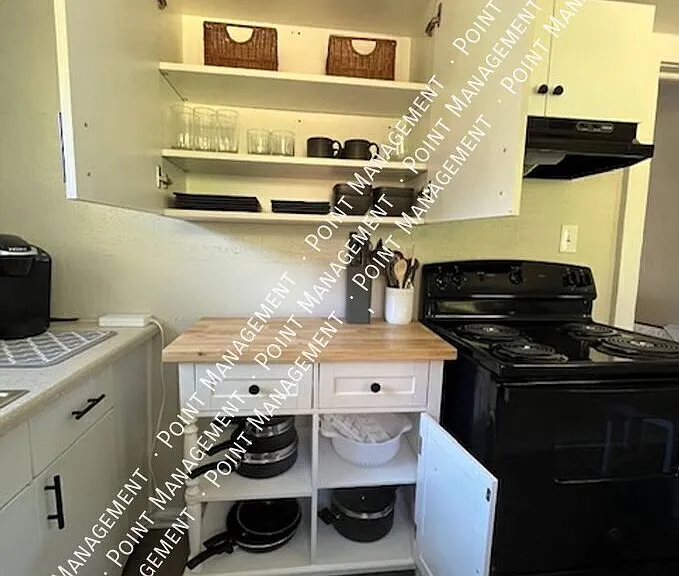 2047 Denniston Ave SW — Photo 10