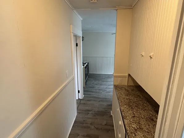 364 Hamilton St, Southbridge, MA 01550