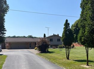 5952 Thomas Rd, Oxford, MI 48371