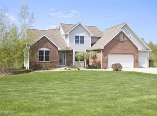 5300 Turkey Run Dr, Kalamazoo, MI 49004