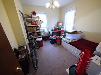 5th image of 613 N 32nd St Fl 3