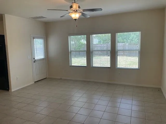 10201 Gertrudis Loop — Photo 3
