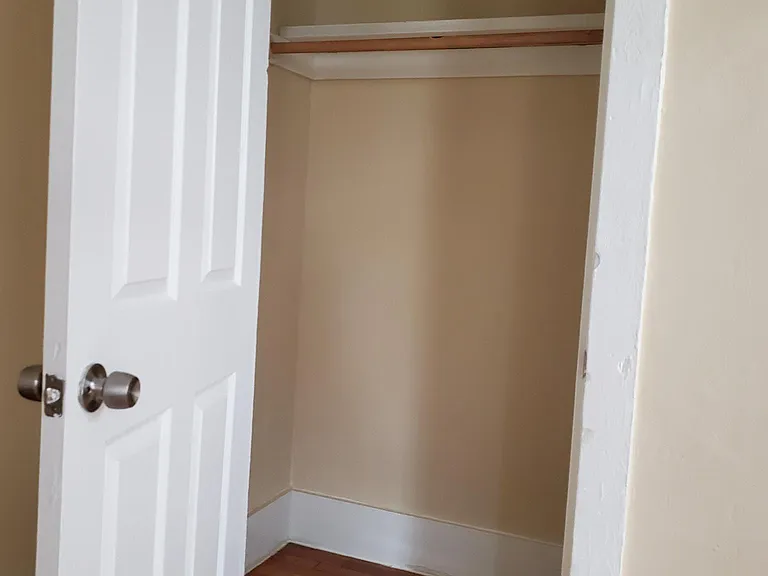 324 Goffe St #1 — Photo 6