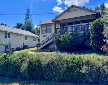 240 Pleasant St, Colfax, CA, 95713