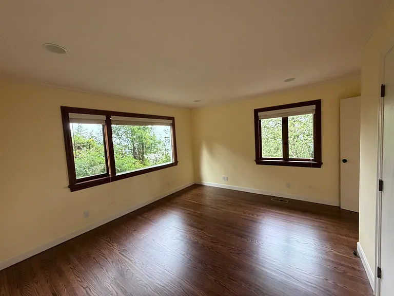 Lower level bedroom.