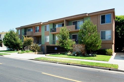 1st image of 3130 Bagley Ave APT 205