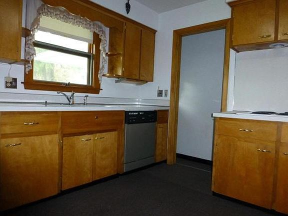 4th image of 3140 Briarcliff Ave