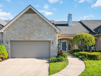 975 Village Dr, Delaware, OH, 43015