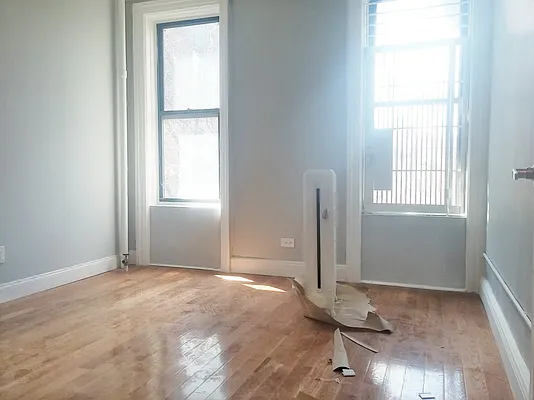 Rented by Bohemia Realty Group | media 28