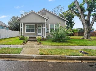 12 E Homan St, Baytown, TX 77520