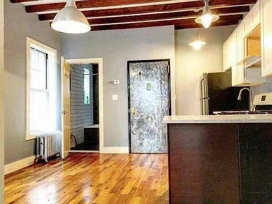 Rented by Fifth & Forever LLC | media 3