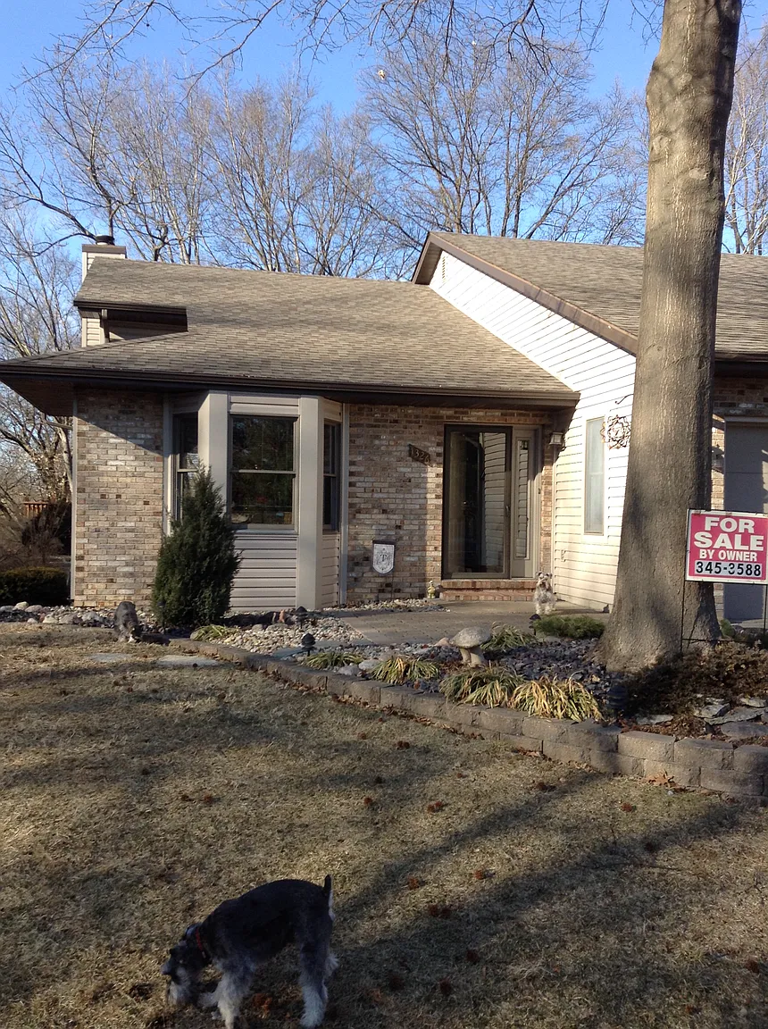 1326 Ridgewood Ct photo 1