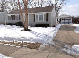 2607 Park St, Rolling Meadows, IL 60008
