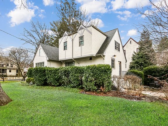 459 Carol Place