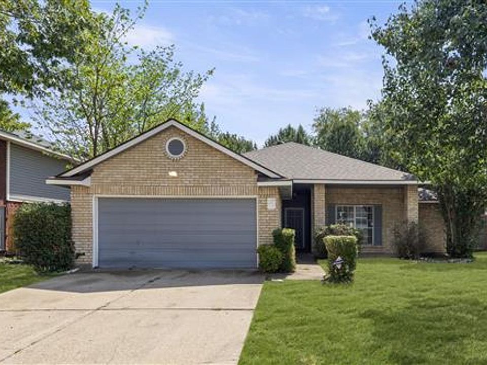 1st image of 2753 White Oak Dr