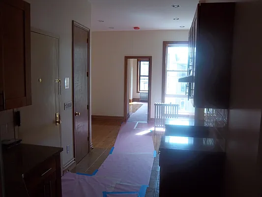 Rented by Maximus Realty Group | media 21