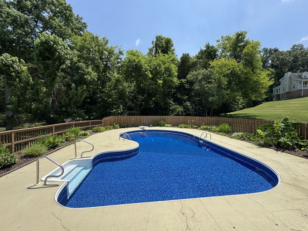 Apartment in Old Hickory, Indian Lake Farms - View 2