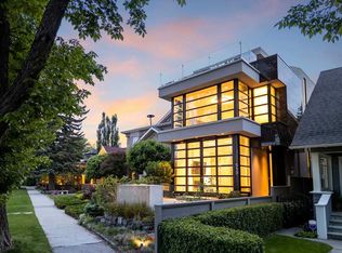 530 S Crescent Rd NW, Calgary, AB T2M 4A5