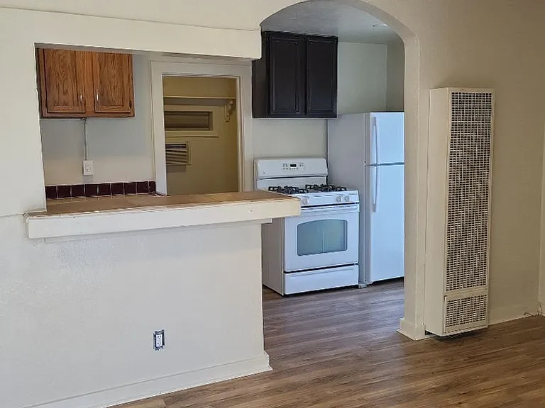 747 Willow St #11 — Photo 7