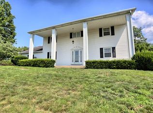 6 Summit Mnr, Lewistown, PA 17044