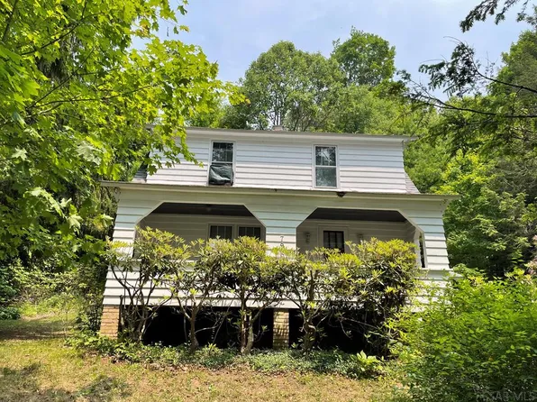 795 Ragers Hill Rd, South Fork, PA 15956