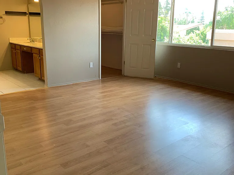 7888 N Pinesview Dr — Photo 9