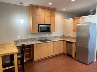 509 4th St #B, Davis, CA 95616