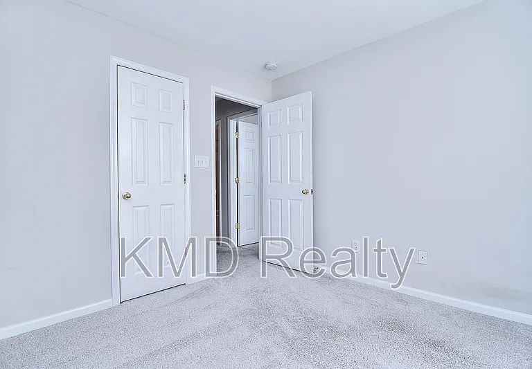 11315 Dundarrach Ln — Photo 11