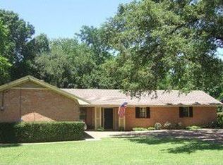 2700 Woodland Dr, Waco, TX 76710