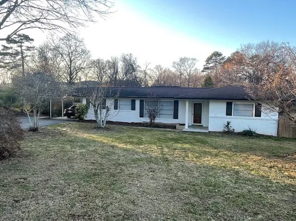 5715 Hillcrest Dr, Harrison, TN 37341