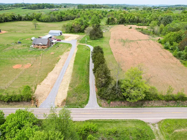 1865 Rheatown Rd, Chuckey, TN 37641