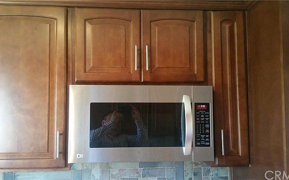 3rd image of 1312 E 104th St