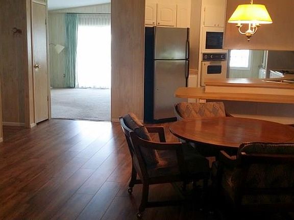 4th image of 1214 Waterway Dr