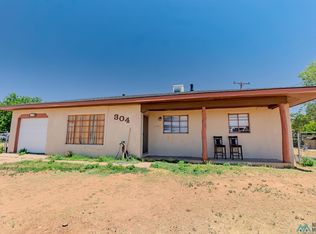 304 W Plaza Dr, Clovis, NM 88101
