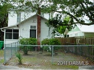 2nd image of 216 Fairview Ave