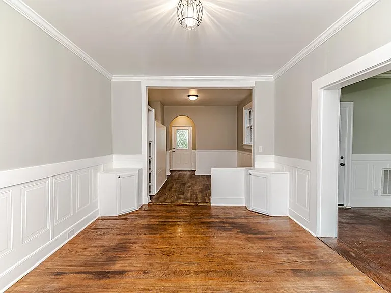 217 Hillcrest Dr — Photo 5