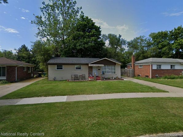 1958 Mary Catherine St