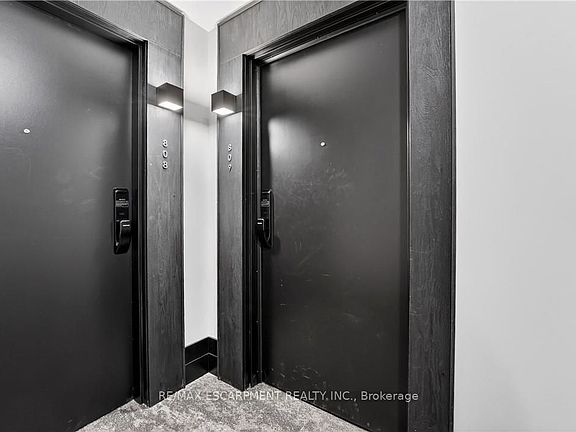 2nd image of 461 Green Rd #809