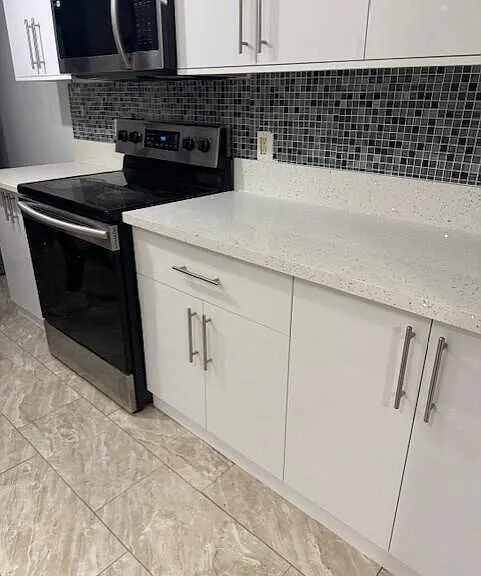 4167 N Haverhill Rd #1107 — Photo 4